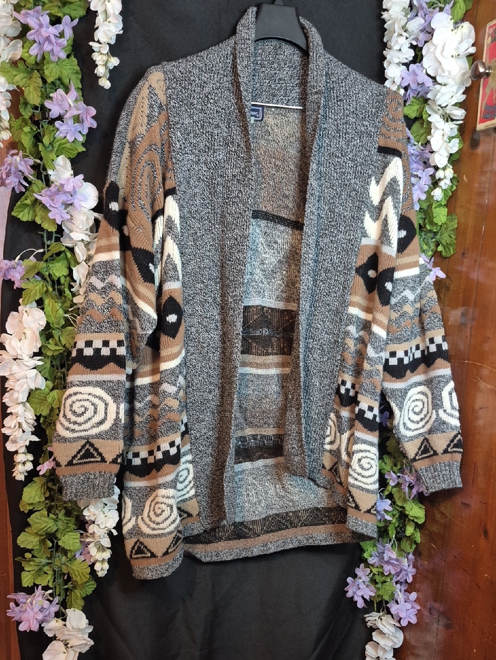 Cozy Geometric Open-Front Cardigan in Gray, Tan & Black